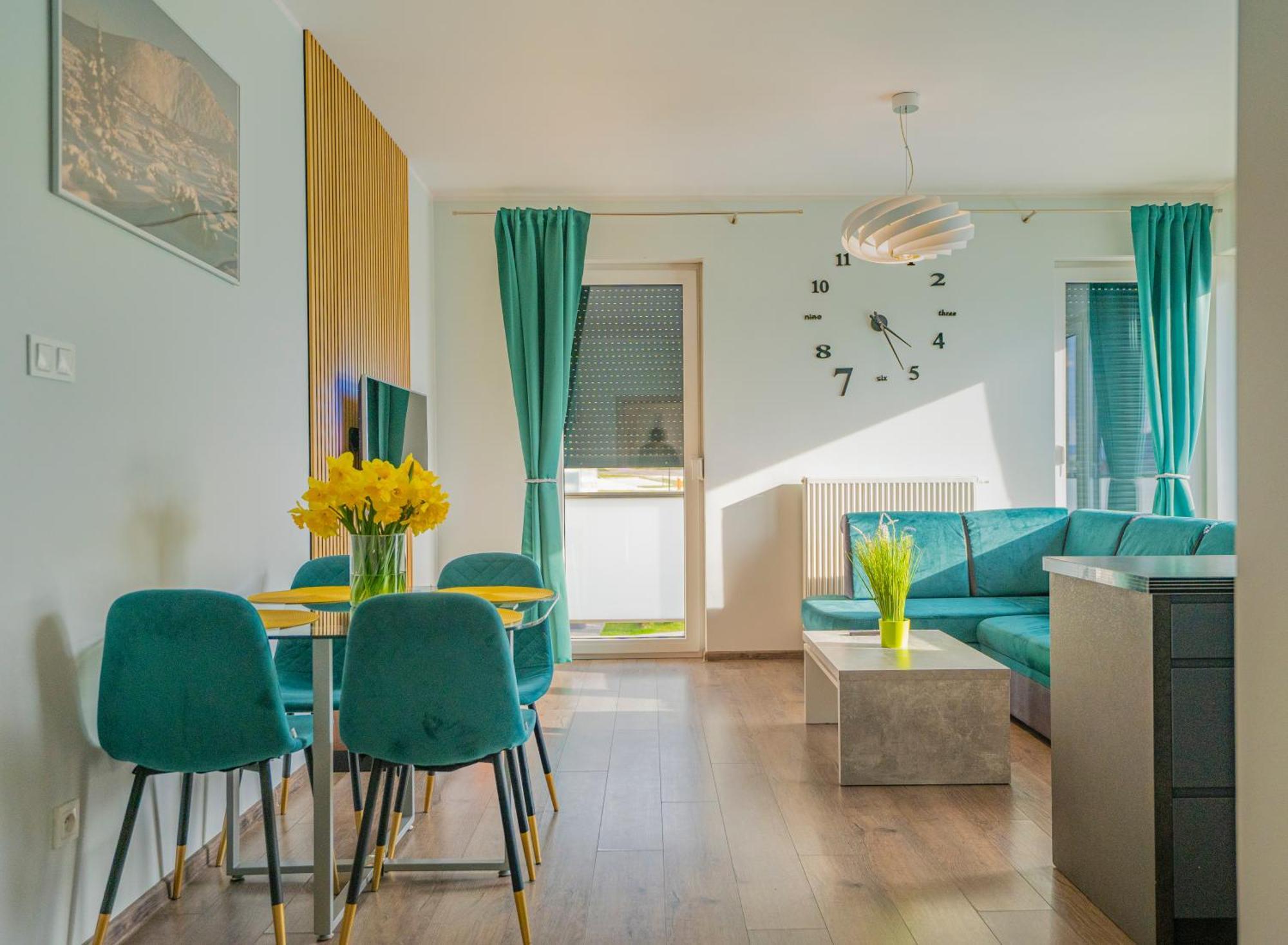 Apartament W Cieplicach イェレニャ・グーラ エクステリア 写真